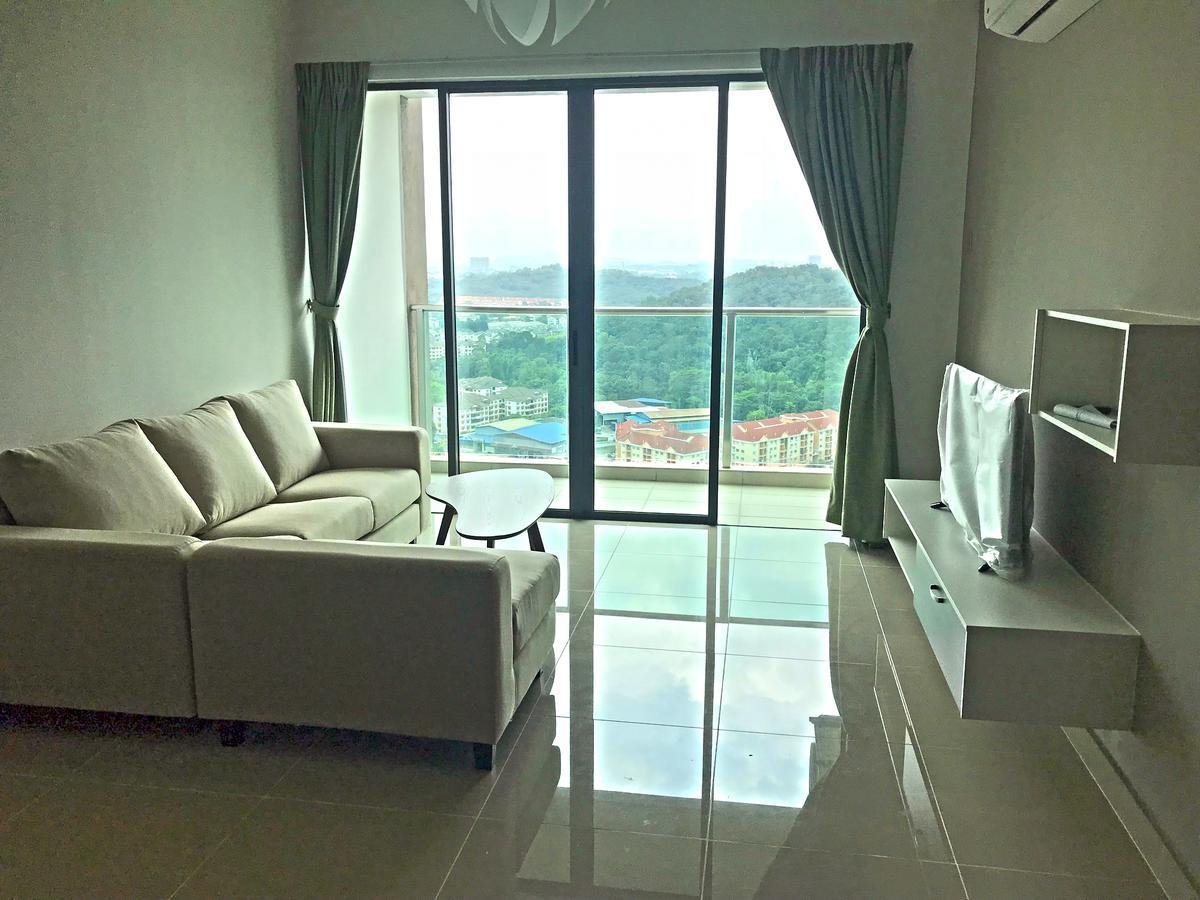 Amerin Mall & Suites เซอรีเคมบางัน ภายนอก รูปภาพ