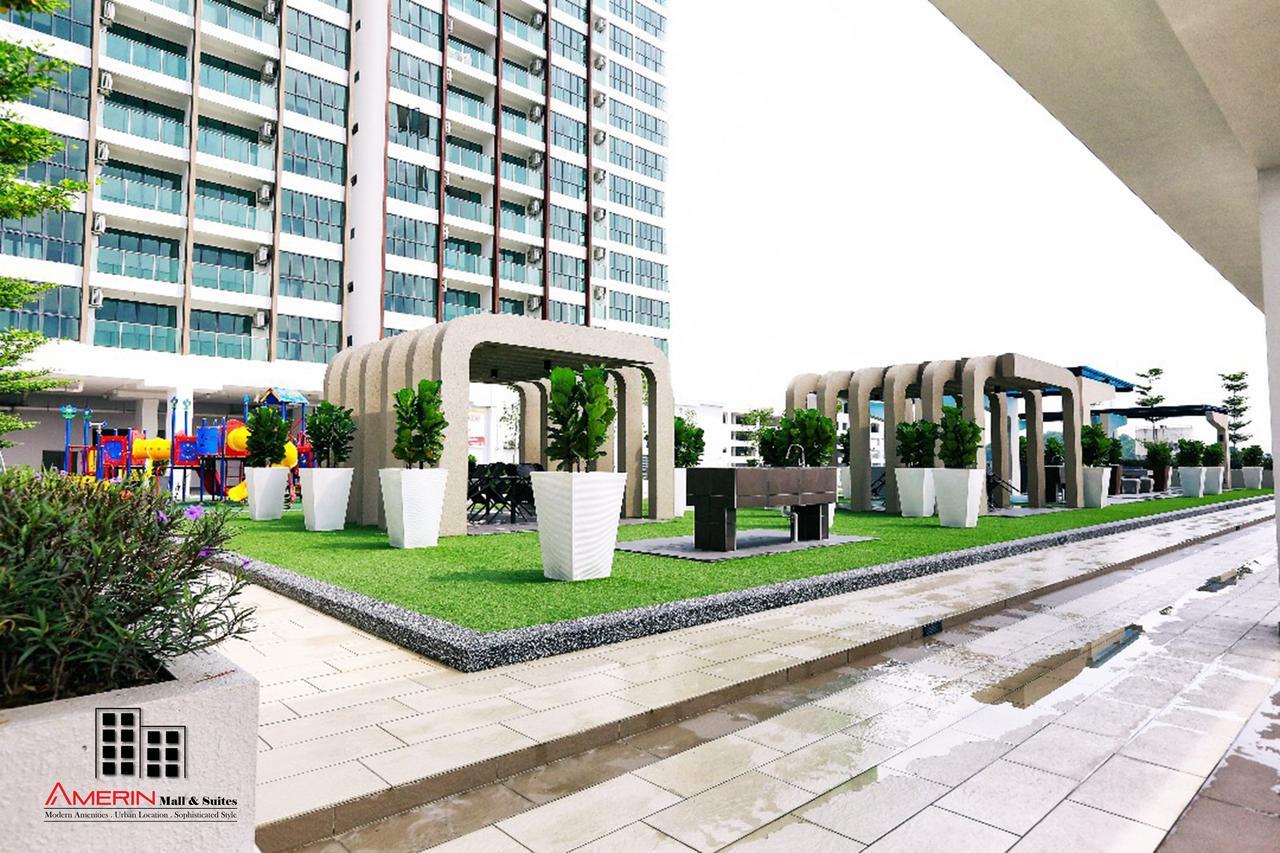 Amerin Mall & Suites เซอรีเคมบางัน ภายนอก รูปภาพ